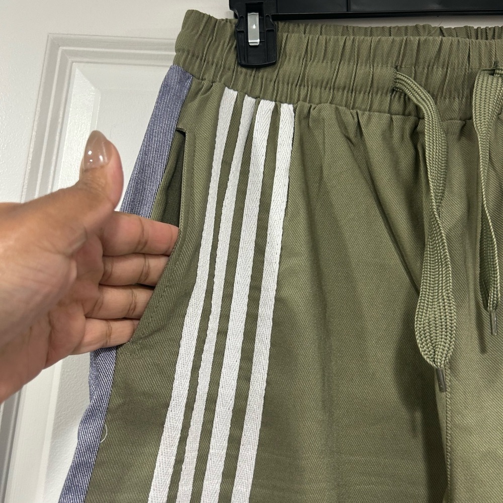 NWT AZ Two-Tone Track Pants for Women - Picture 4 of 7